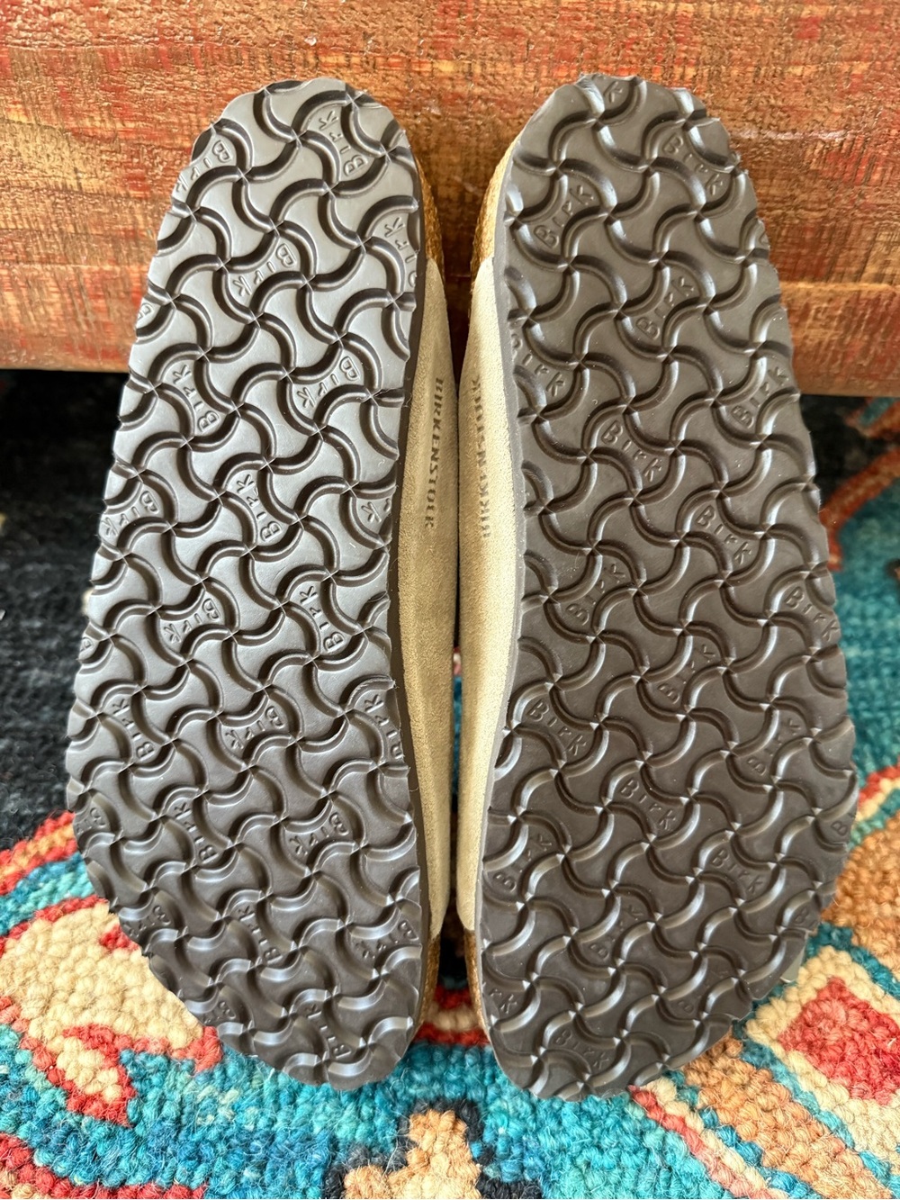 Birkenstock Arizona sandals in Taupe suede. New With Tags and box. Size 41 - Picture 4 of 4